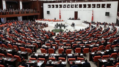 Lübnan tezkeresi Meclis’te kabul edildi