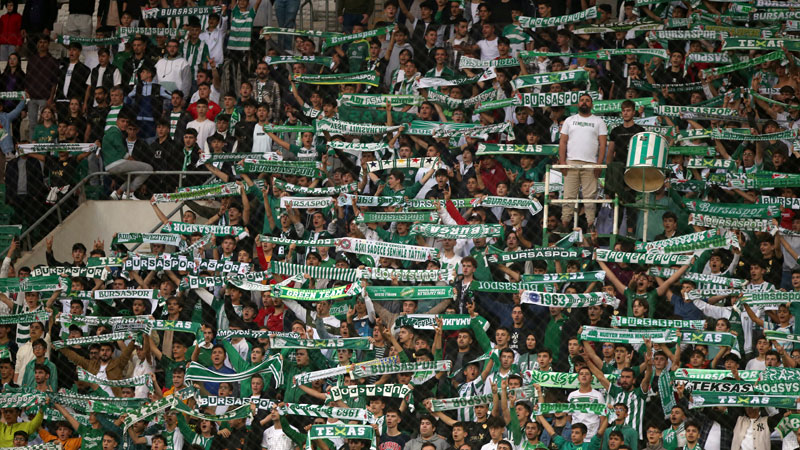 Bursaspor krizden nasıl çıkacak? Sportif Direktör Ertekin, OLAY’da anlattı