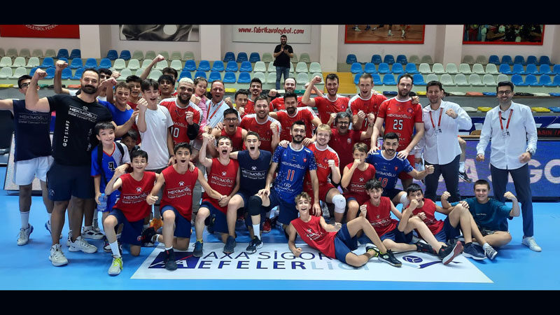 Voleybol AXA Sigorta Efeler Ligi'nde sezonun ilk haftasında Bursa temsilcisi