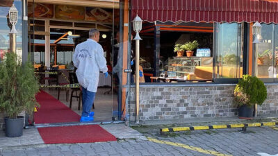 Dehşet! Restoran sahibini bacaklarından vurdu