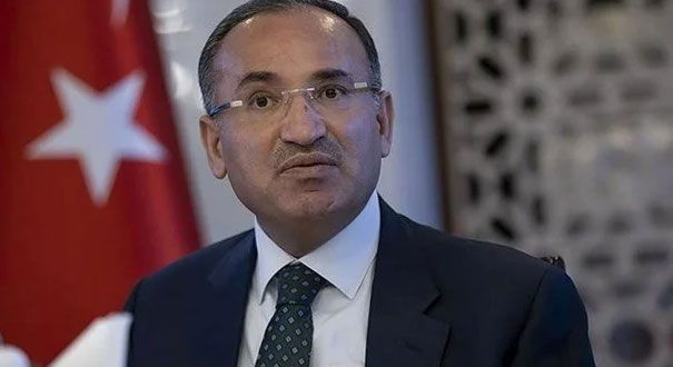Adalet Bakanı Bozdağ’dan başörtüsü düzenlemesine ilişkin açıklama