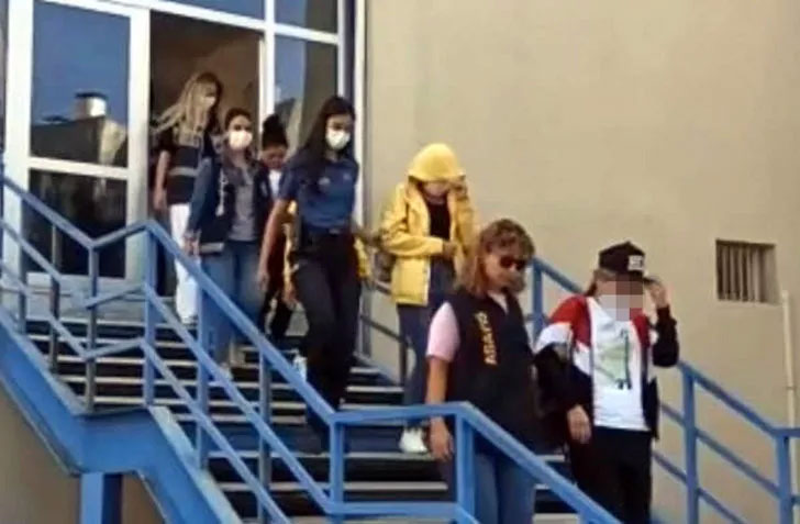 ‘Paraya para demeyeceksiniz’ diye kandırdılar! Fuhuşta şifreli konuşma