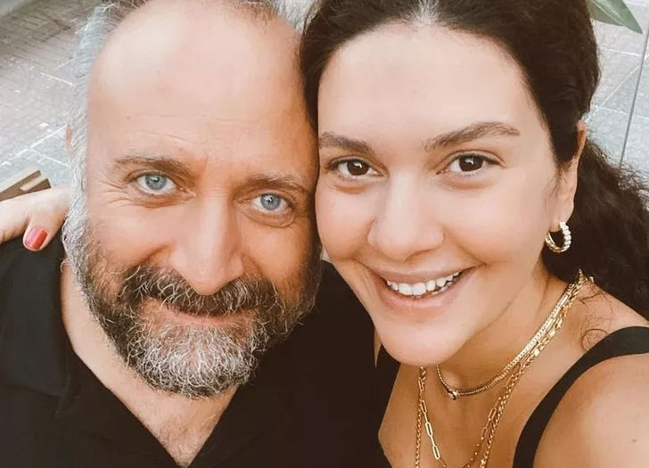 3 çocuk annesi Bergüzar Korel yeni imajını paylaştı!