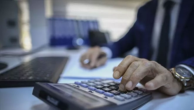 600 bin çalışan bu haberi bekliyordu: Bakan Bilgin duyurdu, sözleşmeli personelde kapsam belli oldu