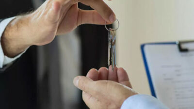 3+1 daire icradan satışa çıkarıldı