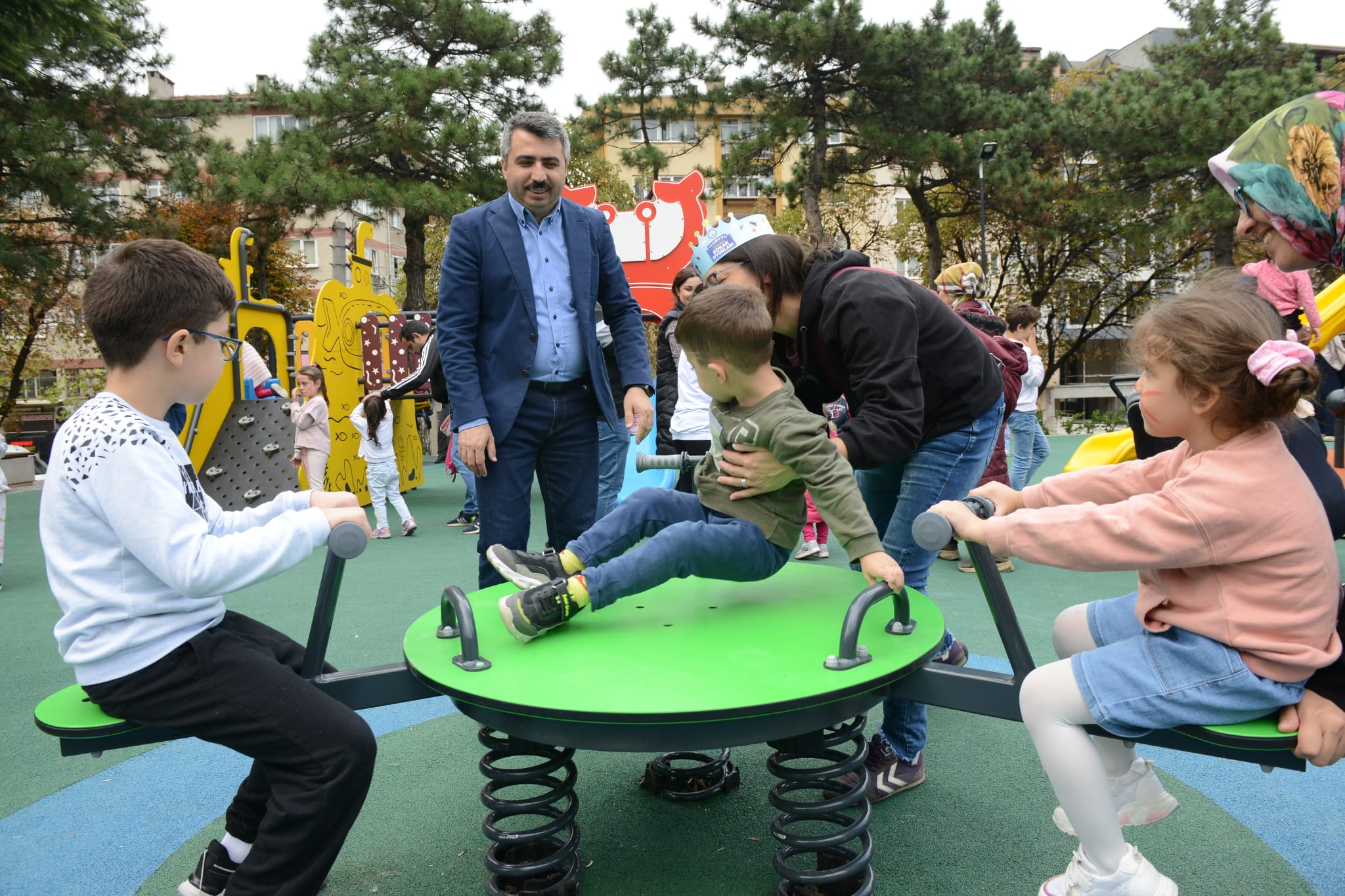 Yıldırım’ın çehresi parklarla güzelleşiyor