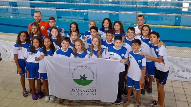 Osmangazi Belediyespor Yüzme Takımı sporcuları, 11-12 Yaş Ulusal Gelişim Projesi