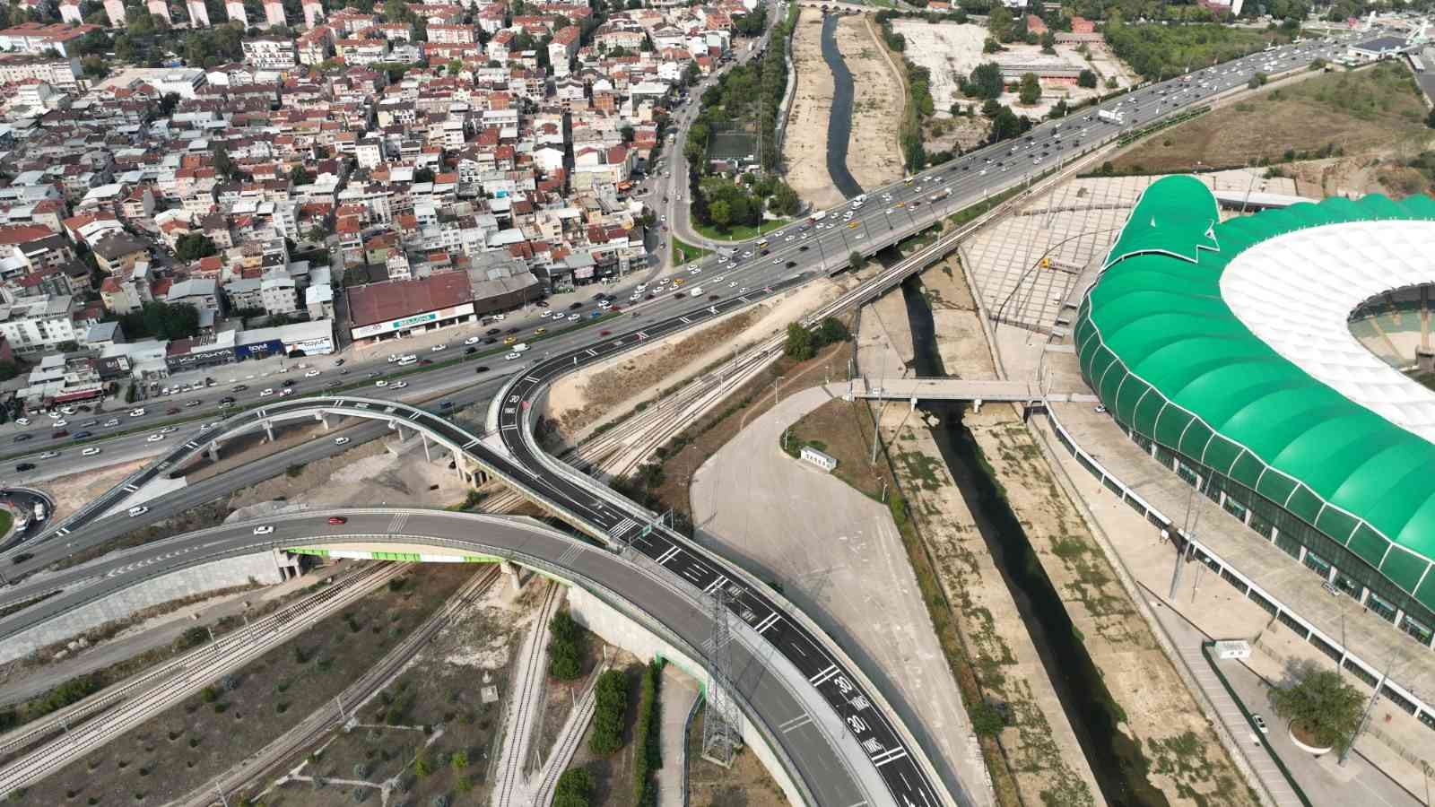 Acemler Kavşağı’nı rahatlatacak bir adım daha… Acemler Kavşağı’nı rahatlatacak bir adım daha…