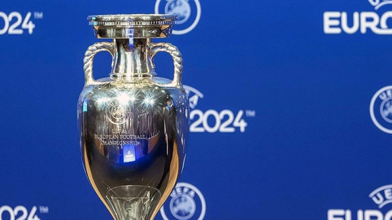 EURO 2024 Elemeleri’nde ikinci hafta başlıyor! Bursa’da heyecanlı bekleyiş… 2024 Avrupa Futbol Şampiyonası (EURO 2024) Elemeleri'nin ikinci haftası, bugün