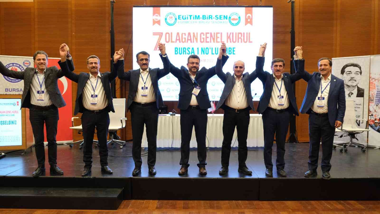 Eğitim Bir Sen’de Başkan Acar’a güvenoyu Eğitim Bir Sen’de Başkan Acar’a güvenoyu