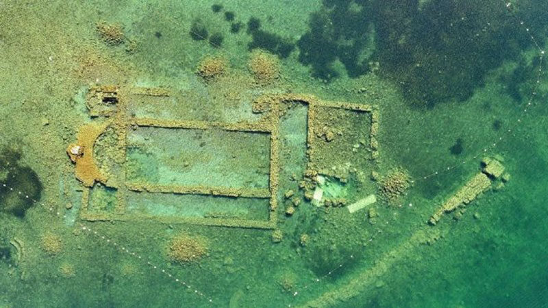 İznik Gölü’ndeki bazilikada yeni keşif Bursa'nın İznik ilçesinde 8 yıl önce göl kıyısının 20 metre