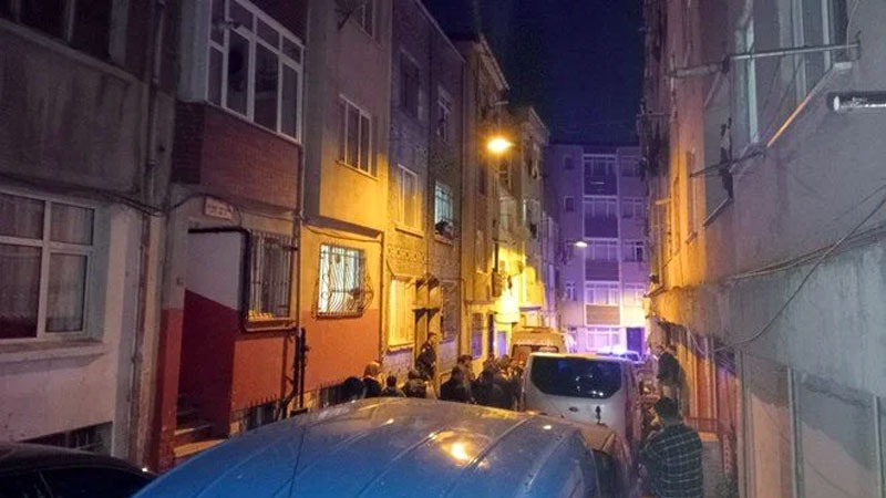 Korkunç cinayet! Boğazını kesip bileziklerini çaldılar Korkunç cinayet! Boğazını kesip bileziklerini çaldılar