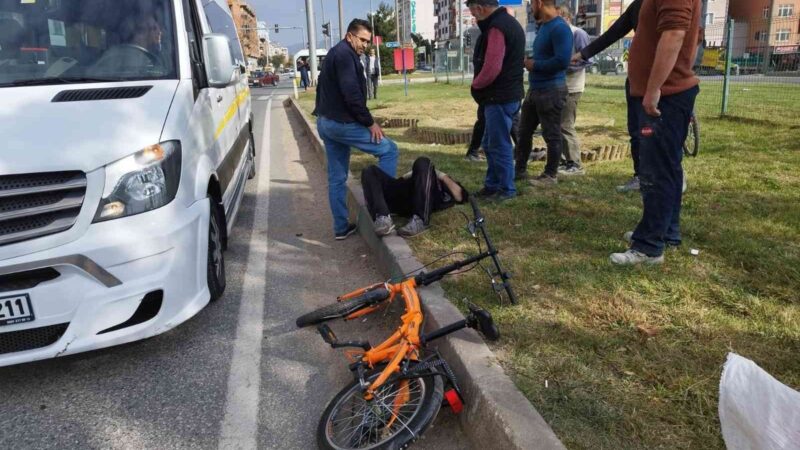 Bursa’da bisiklet hırsızını böyle yakaladılar Bursa’nın Orhangazi ilçesinde bir işyerinin önünden bisiklet çalan bir şahıs