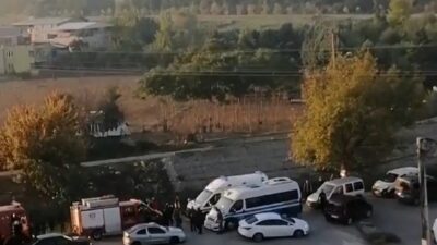 Bursa’da kontrolden çıkan araç dereye uçtu