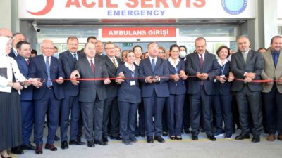 BUÜ Hastanesi’nin yenilenen acil servislerini Bakan Bozdağ hizmete açtı