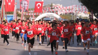 Cumhuriyet için koştular