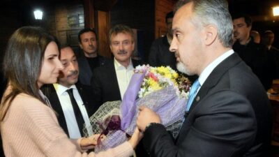 Bursa’da konservatuar’ı ilk kez görme engelli bir öğrenci kazandı