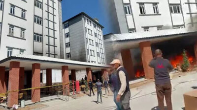 Öğrenci yurdunda yangın! 40 öğrenci tahliye edildi