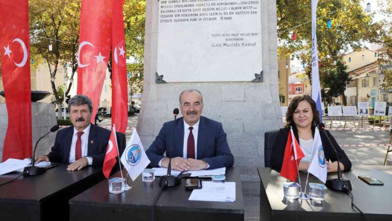 Mudanya Belediye Meclisi’nden ‘Barış Ödülü’ kararı Mudanya Belediyesi tarafından Mudanya Mütarekesi’nin 100. yılına özel olarak bu
