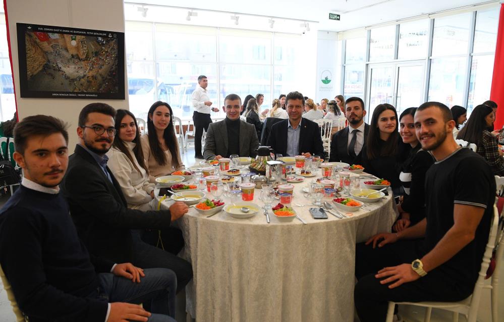 Osmangazi Belediyesi yabancı öğrencileri ağırladı 2 osmangazi 1