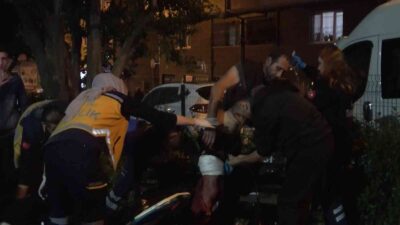 Bursa’da parkta bıçaklı kavga: Baba ve 2 oğlu yaralandı