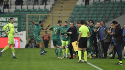 Tahsin Tam, 3 isimden vazgeçemiyor