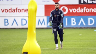 Derbide gözler kalecilerde