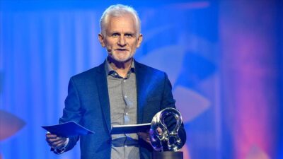 2022 Nobel Barış Ödülü'nü, Belarus'tan insan hakları savunucusu Ales Bialiatski