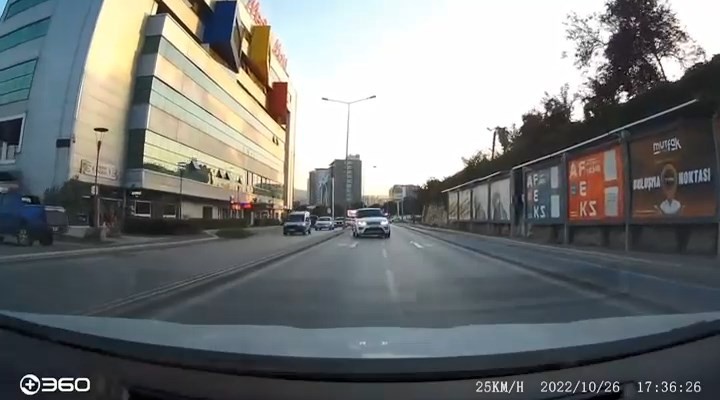 Bursa’da trafikte bu sürücülerin yaptıkları görenler şaştı kaldı