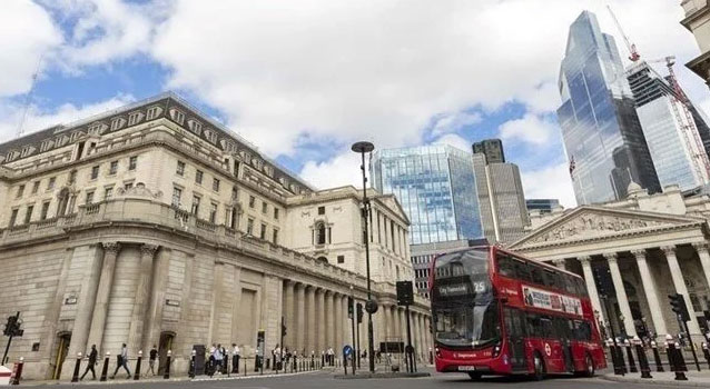 İngiltere Merkez Bankası’ndan 33 yılın en büyük faiz artışı