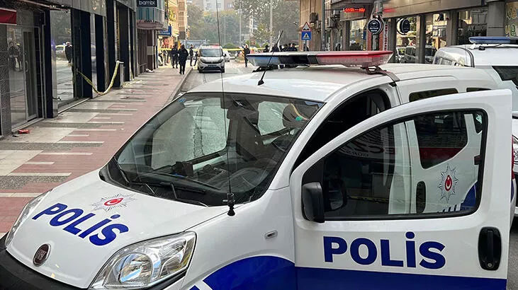 Dehşet! Eşini vurup başında ağladıktan sonra intihara kalkıştı