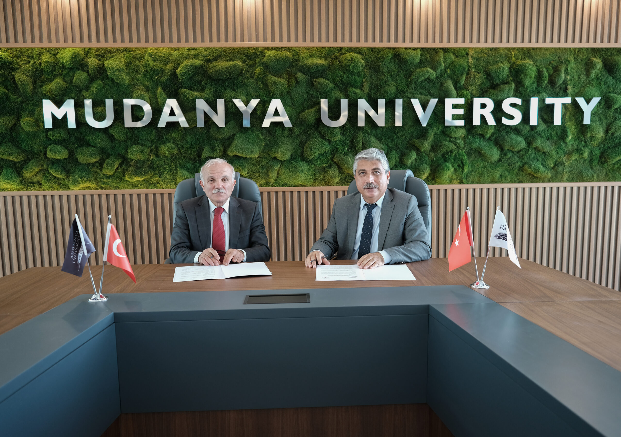 Mudanya Üniversitesi ile HasTavuk arasında iş birliği Mudanya Üniversitesi ile HasTavuk arasında iş birliği