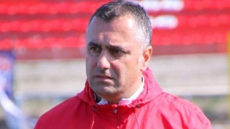 2.Lig’deki Bursa ekibinin yeni hocası belli oldu! İşte Recep Çetin’in yerine gelen isim… Teknik Direktör Recep Çetin ile yollarını ayıran Teco Karacabey Belediyespor'un