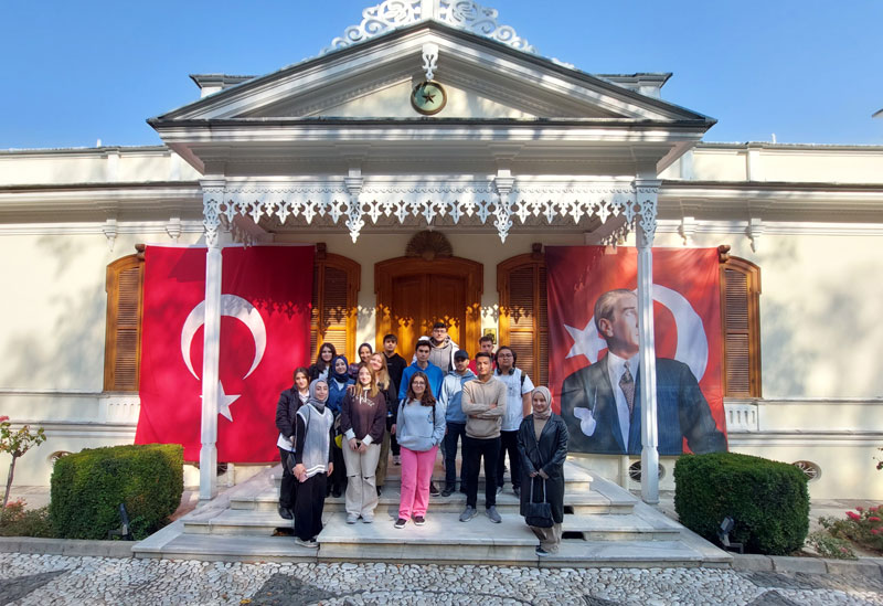 Gençlik, Bursa’da yollarda 6 32281 MTYzNmY3MT