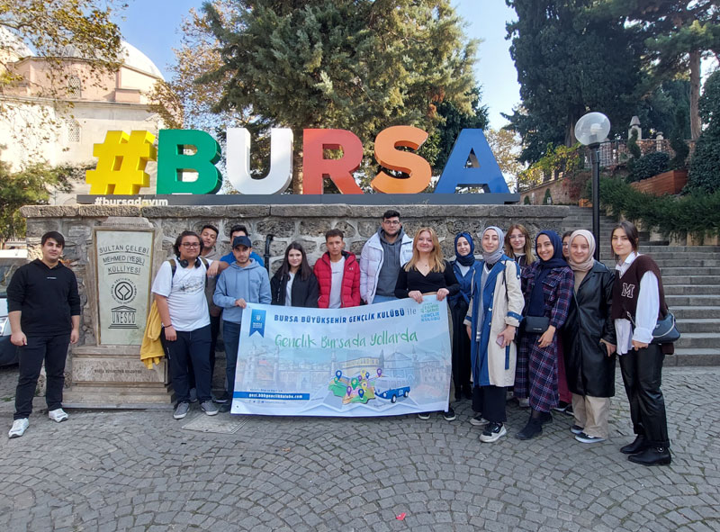 Gençlik, Bursa’da yollarda 5 32281 MTYzNmY3MT 1