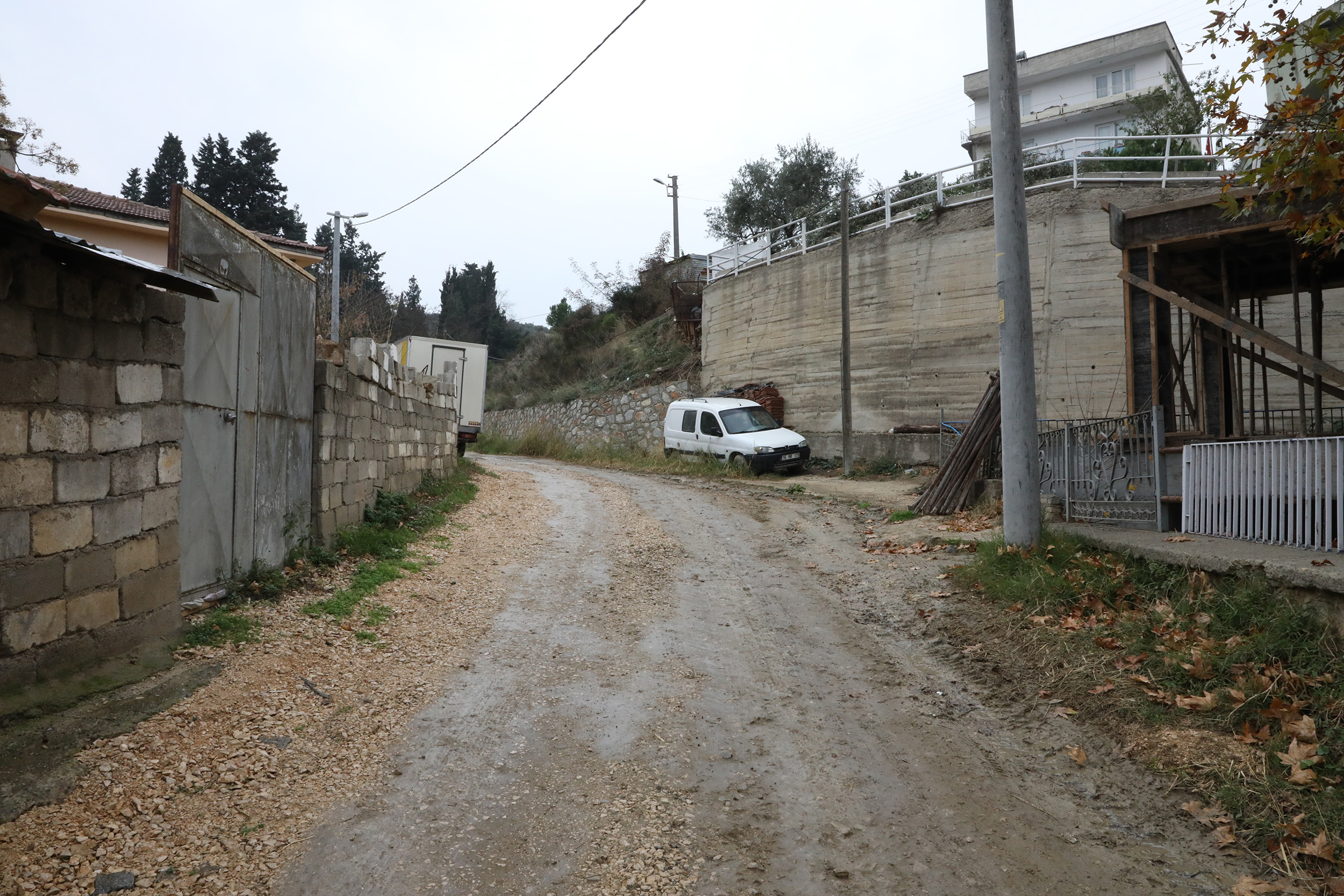 Mudanya’da BUSKİ’ye altyapı çağrısı!