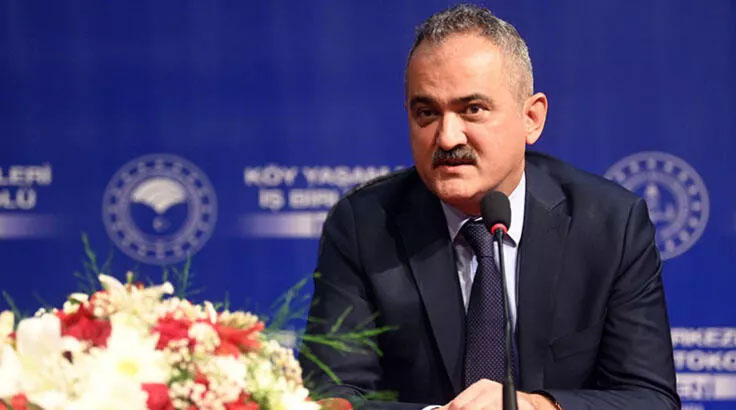 Bakan Özer son durumu açıkladı: 94 bin öğretmen yazılı sınavdan muaf Bakan Özer son durumu açıkladı: 94 bin öğretmen yazılı sınavdan muaf