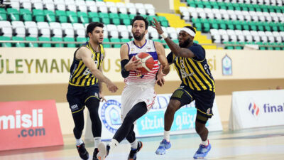 Bursa ekibi 4’te 4 yaptı! Namağlup lider