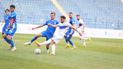 3.Lig’deki Bursa ekibinin hafta içi sınavı! Minareli Çavuş Tesisleri’ndeki maç saat kaçta?