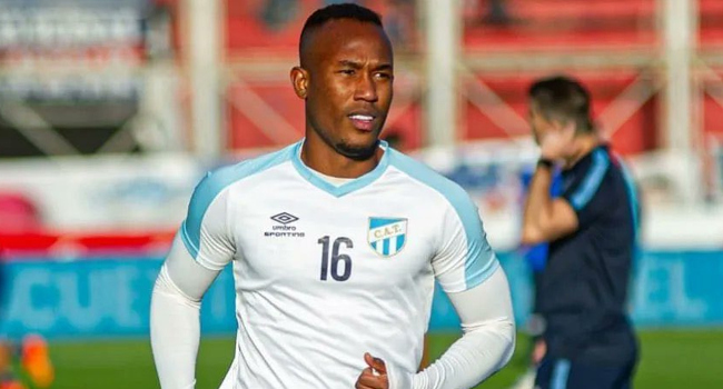 22 yaşındaki futbolcu antrenmanda hayatını kaybetti 22 yaşındaki futbolcu antrenmanda hayatını kaybetti