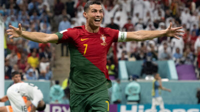 Ronaldo’ya yıllık 200 milyon euro