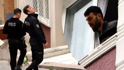 Akılalmaz olay! Arkadaşını eve kilitleyip umreye gitti