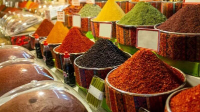 Singapur’a ihraç edilen Türk baharatları toplatıldı