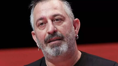 Cem Yılmaz, ünlü oyuncu Seda Akman ile aşk yaşamaya başladı!