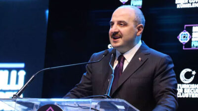 Bakan Varank: ’30 bin yazılımcı Türkiye’den gitti’ ifadesi doğru değil