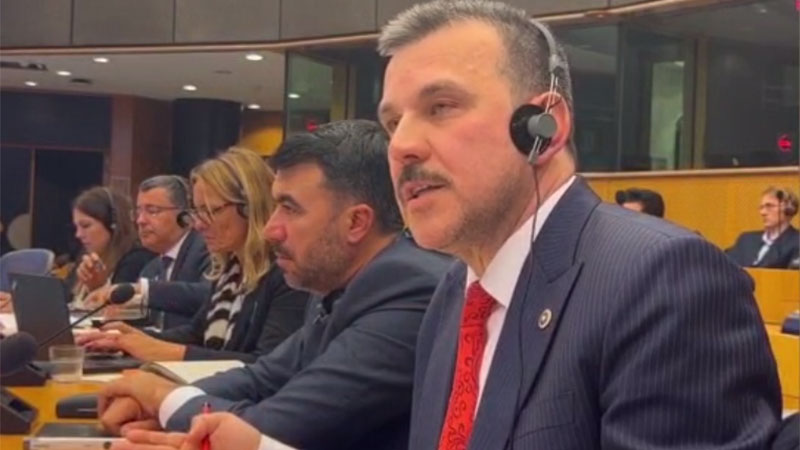 Dünyaya Brüksel’den seslendi: Terör insanlık suçu, savaş güçsüzü etkiliyor Dünyaya Brüksel’den seslendi: Terör insanlık suçu, savaş güçsüzü etkiliyor