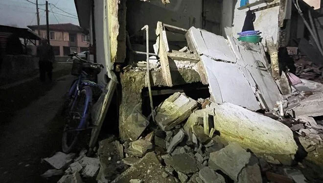 Düzce depremi 700 bin dinamitin patlamasına eşdeğer