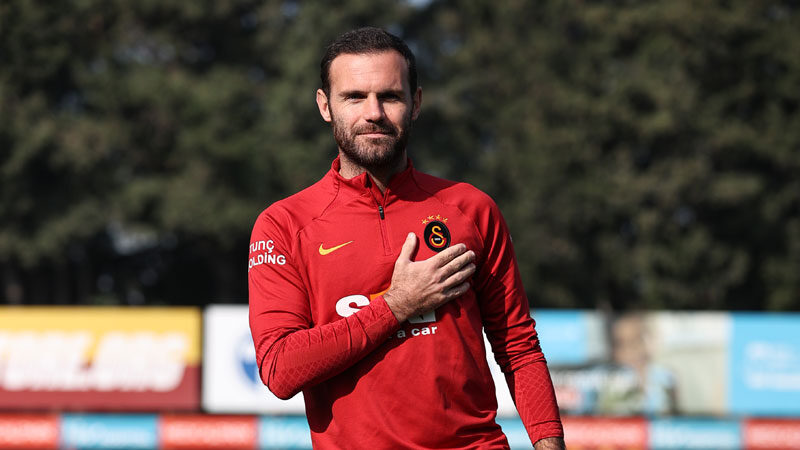 Mata: Kazanmak için Galatasaray’ı seçtim Galatasaray'ın sezon başındaki transferlerinden Juan Mata, sarı-kırmızılı ekibe şampiyonluk yaşamak