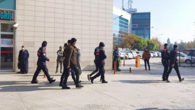 Yer: Bursa… Şüpheli araçta yakalandılar