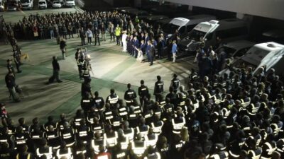 AK Parti’den uyuşturucu operasyonlarına destek